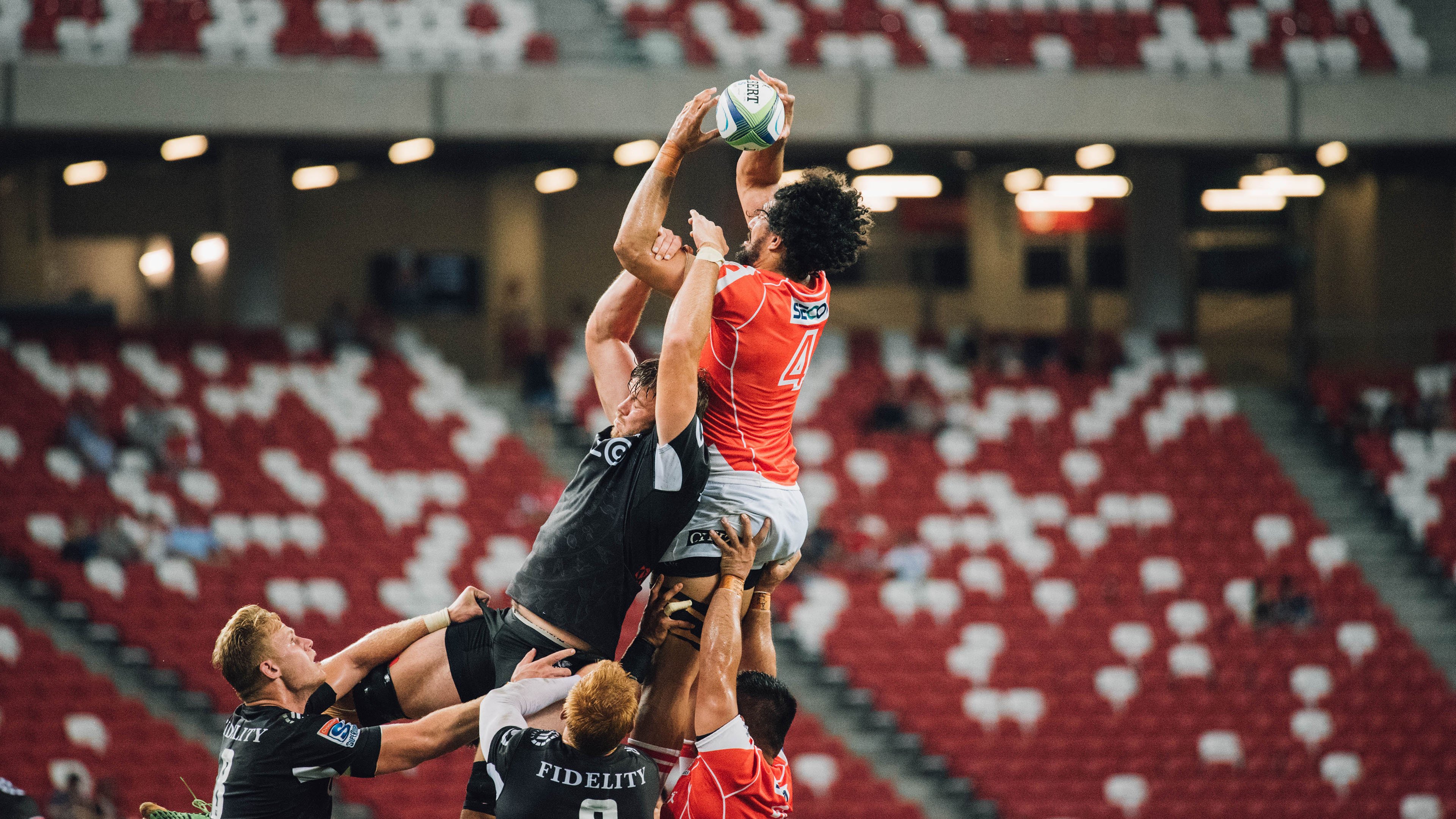 _城市空中桥奔跑：创新运动新体验_，空中路桥